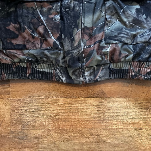 Trail Crest Camp Coat - Picture 7 of 9